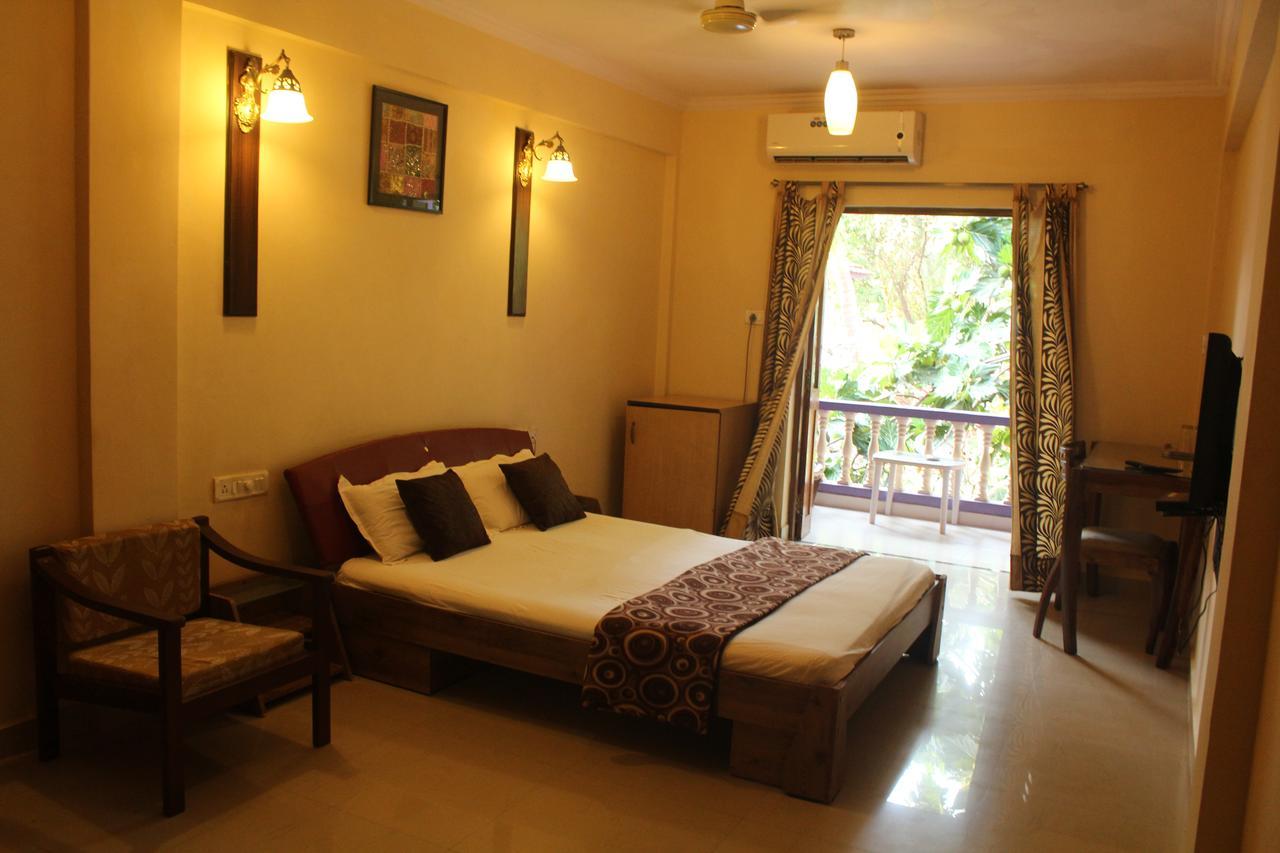 Dona Julia Beach Resort Calangute Exterior photo